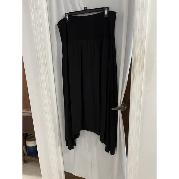 CAbi Dresses & Skirts - Cabi Skirt M Maxi Spring cruise Asymmetric pull on Lined 5512 black flowy modest